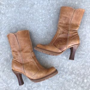 Steve Madden “KINKO” Distressed Leather Boots 6.5